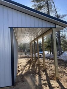 pole-building-with-leanto